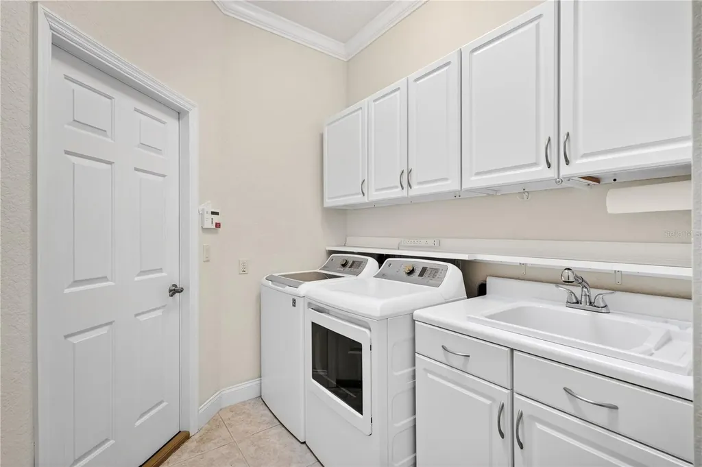 1418 Dolph Circle Ormond Beach FL 32174