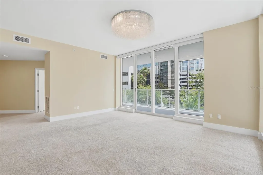 175 1st Street S St Petersburg FL 33701