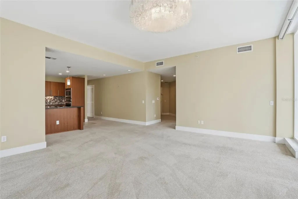 175 1st Street S St Petersburg FL 33701