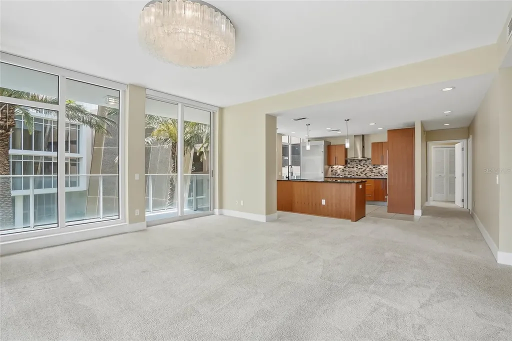 175 1st Street S St Petersburg FL 33701