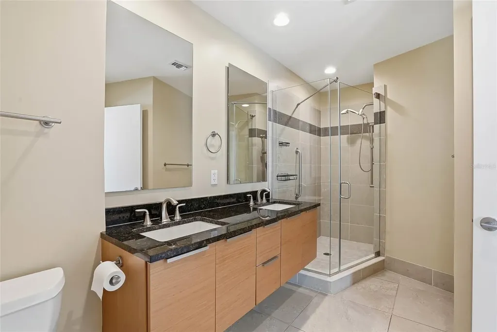 175 1st Street S St Petersburg FL 33701