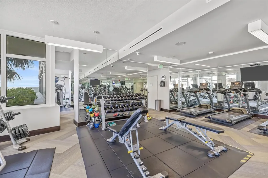 175 1st Street S St Petersburg FL 33701