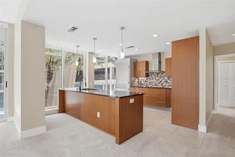 175 1st Street S St Petersburg FL 33701