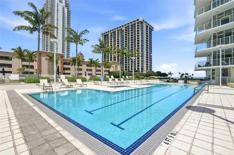 175 1st Street S St Petersburg FL 33701