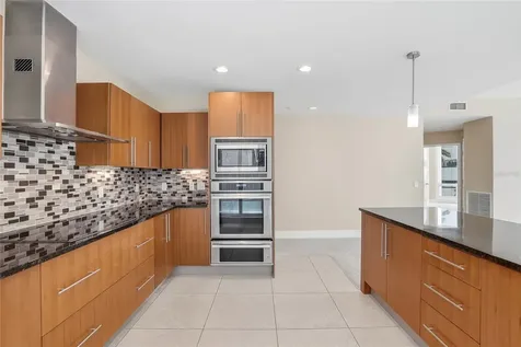 175 1st Street S St Petersburg FL 33701