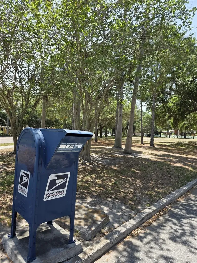 5210 Dr Martin Luther King Jr St N Street St Petersburg FL 33703