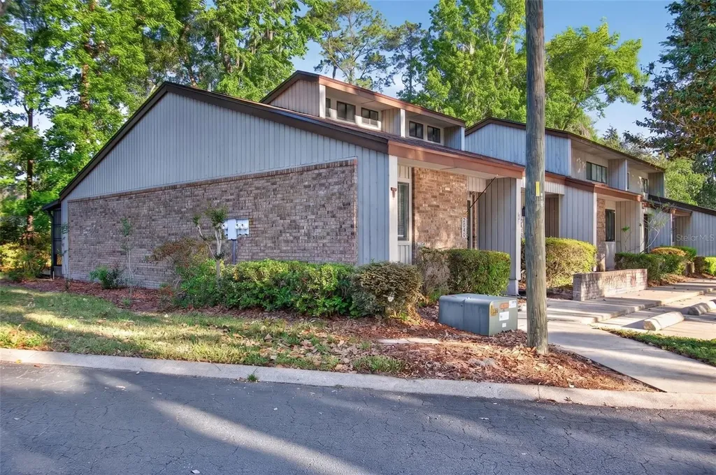 2820 NW 39th Terrace Gainesville FL 32606