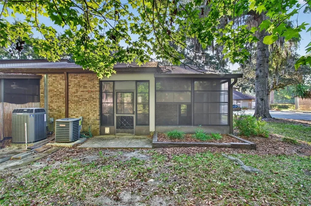 2820 NW 39th Terrace Gainesville FL 32606