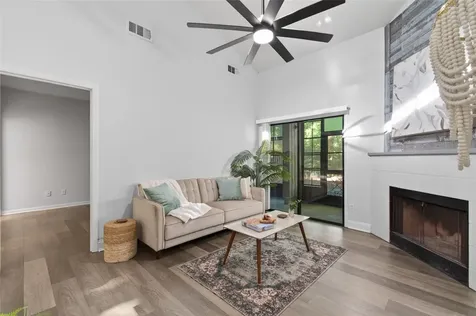 2820 NW 39th Terrace Gainesville FL 32606