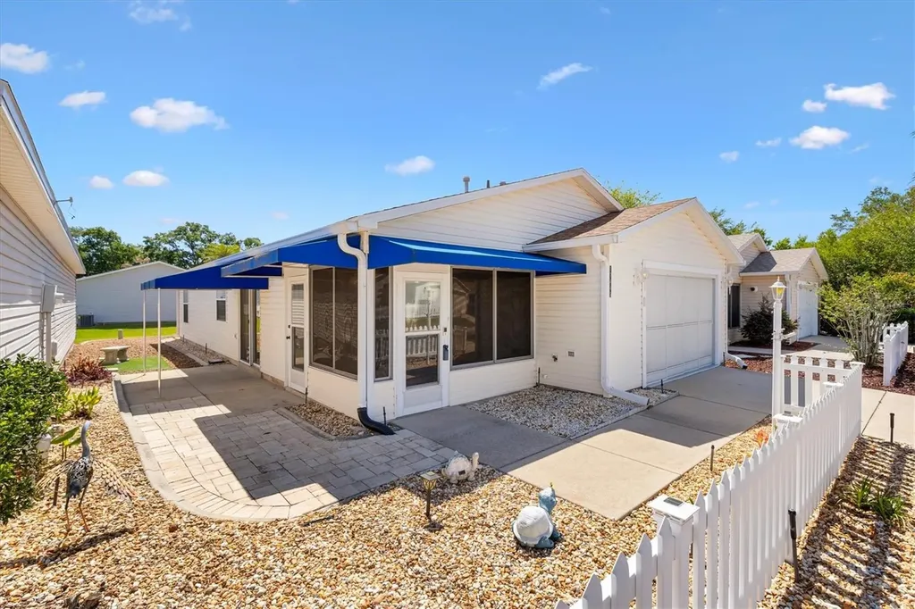 17449 SE 93rd Vine Avenue The Villages FL 32162