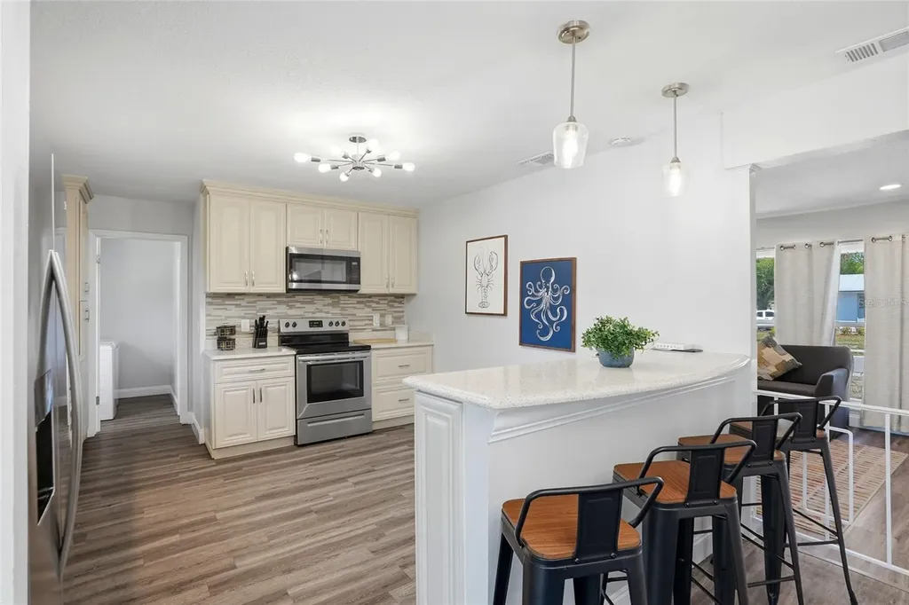 721 Village Place Brandon FL 33511