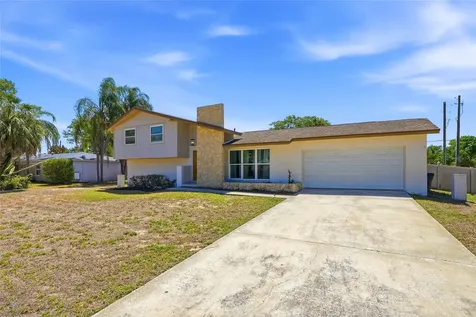 721 Village Place Brandon FL 33511