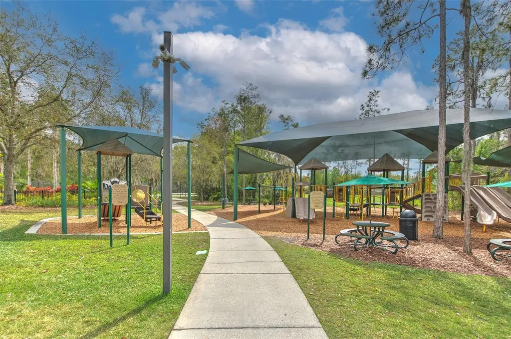 27601 Baybrook Loop Wesley Chapel FL 33544