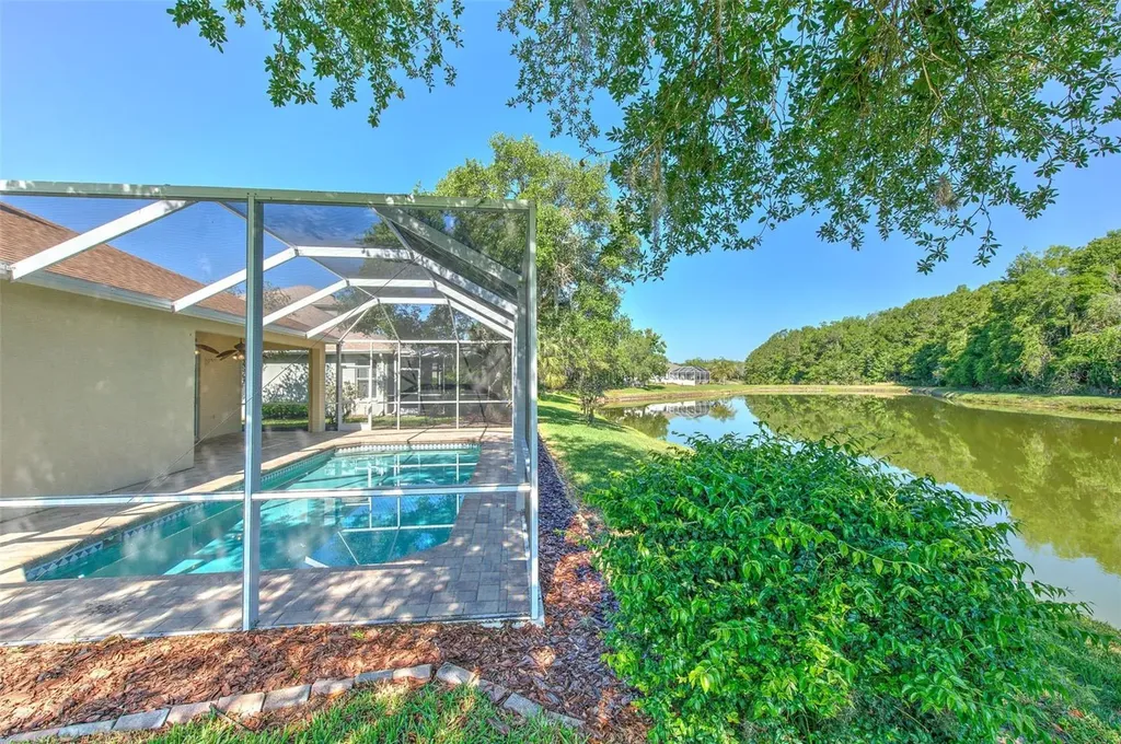 27601 Baybrook Loop Wesley Chapel FL 33544