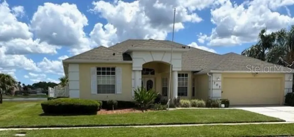 707 Forestgreen Court Orlando FL 32828