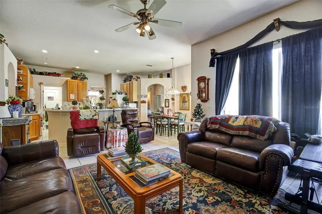 707 Forestgreen Court Orlando FL 32828