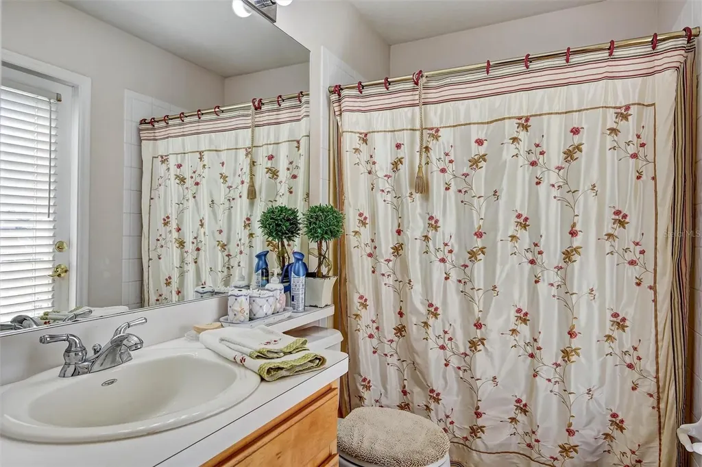 707 Forestgreen Court Orlando FL 32828