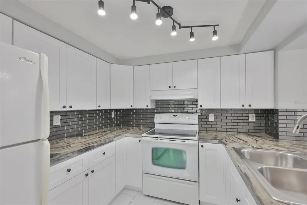 5637 Golden Nugget Drive Holiday FL 34690