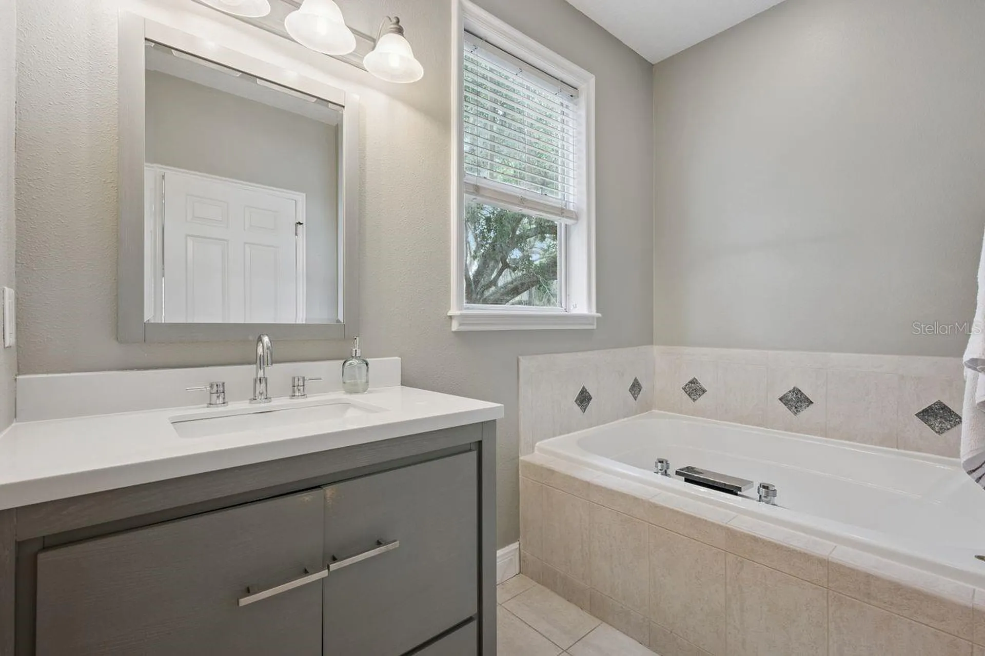 1151 Delaney Avenue Orlando FL 32806