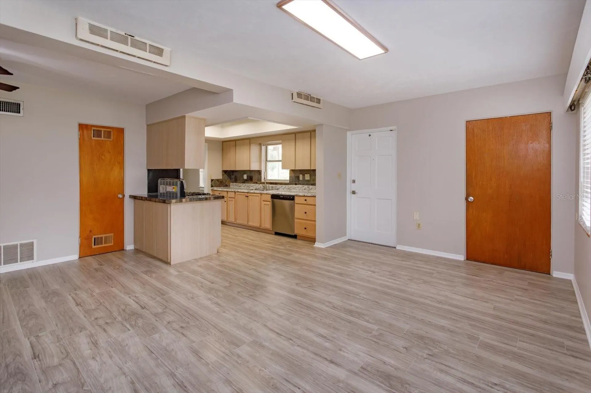 1300 Orange Avenue Tavares FL 32778