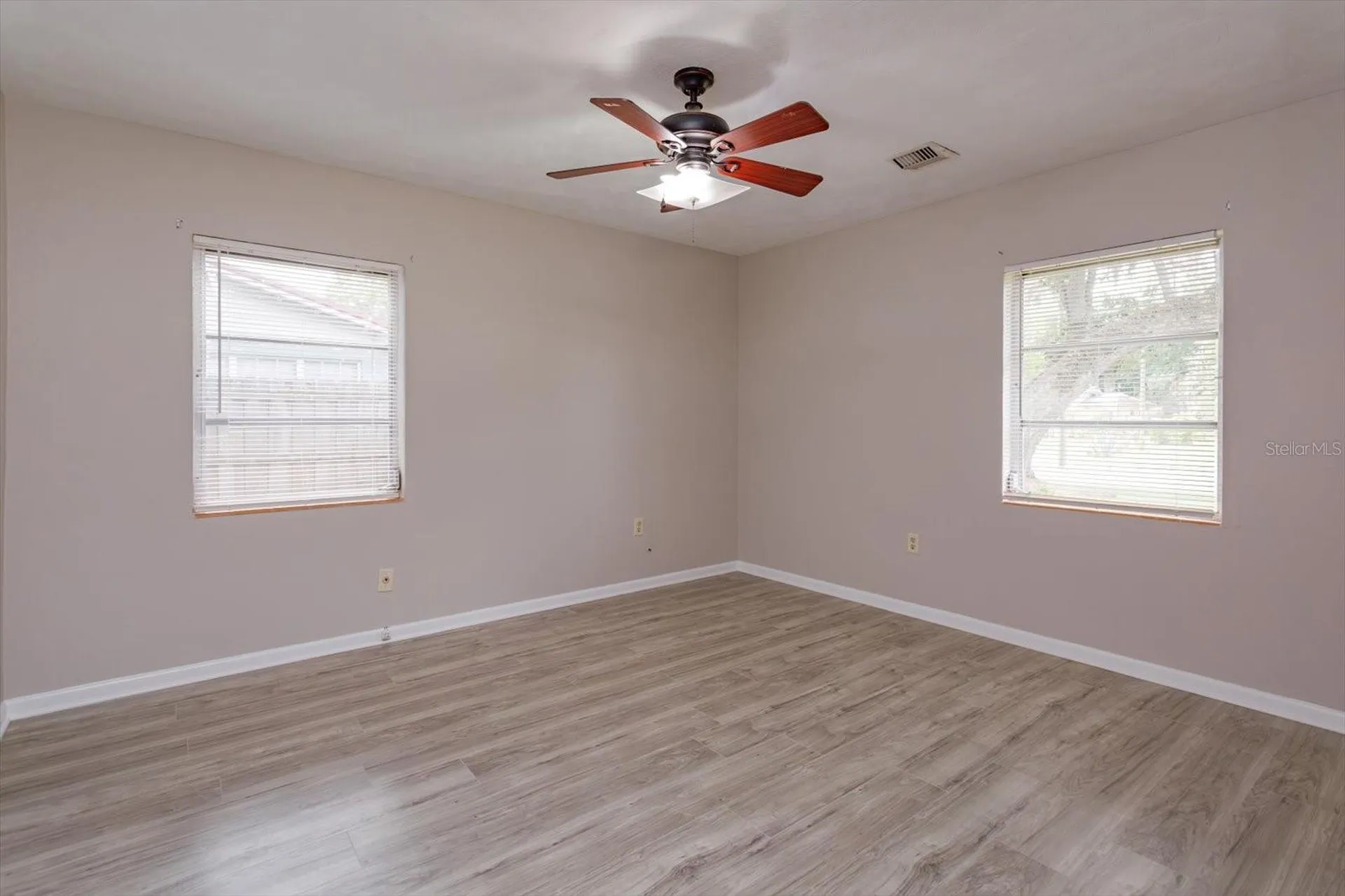 1300 Orange Avenue Tavares FL 32778