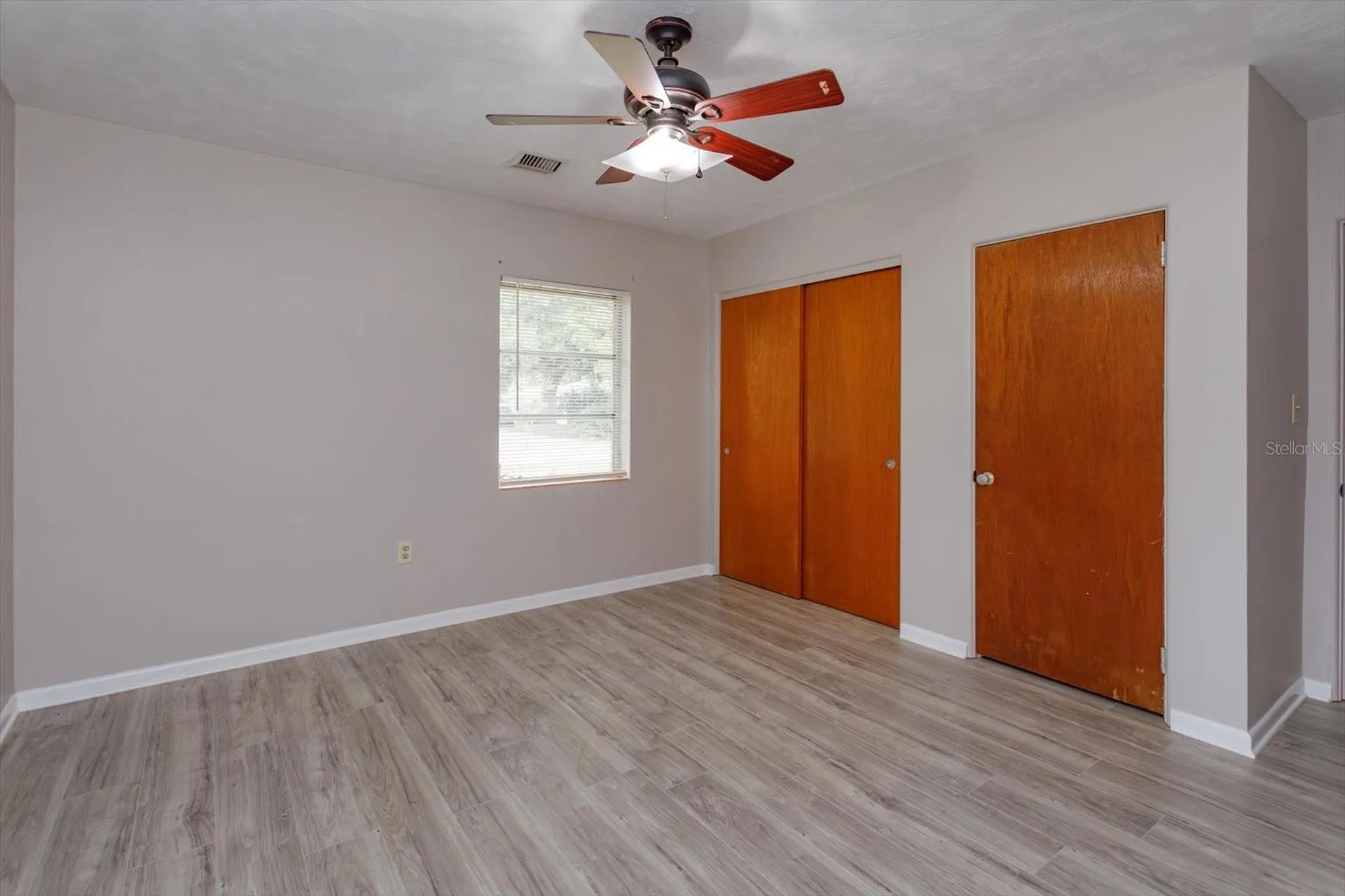 1300 Orange Avenue Tavares FL 32778