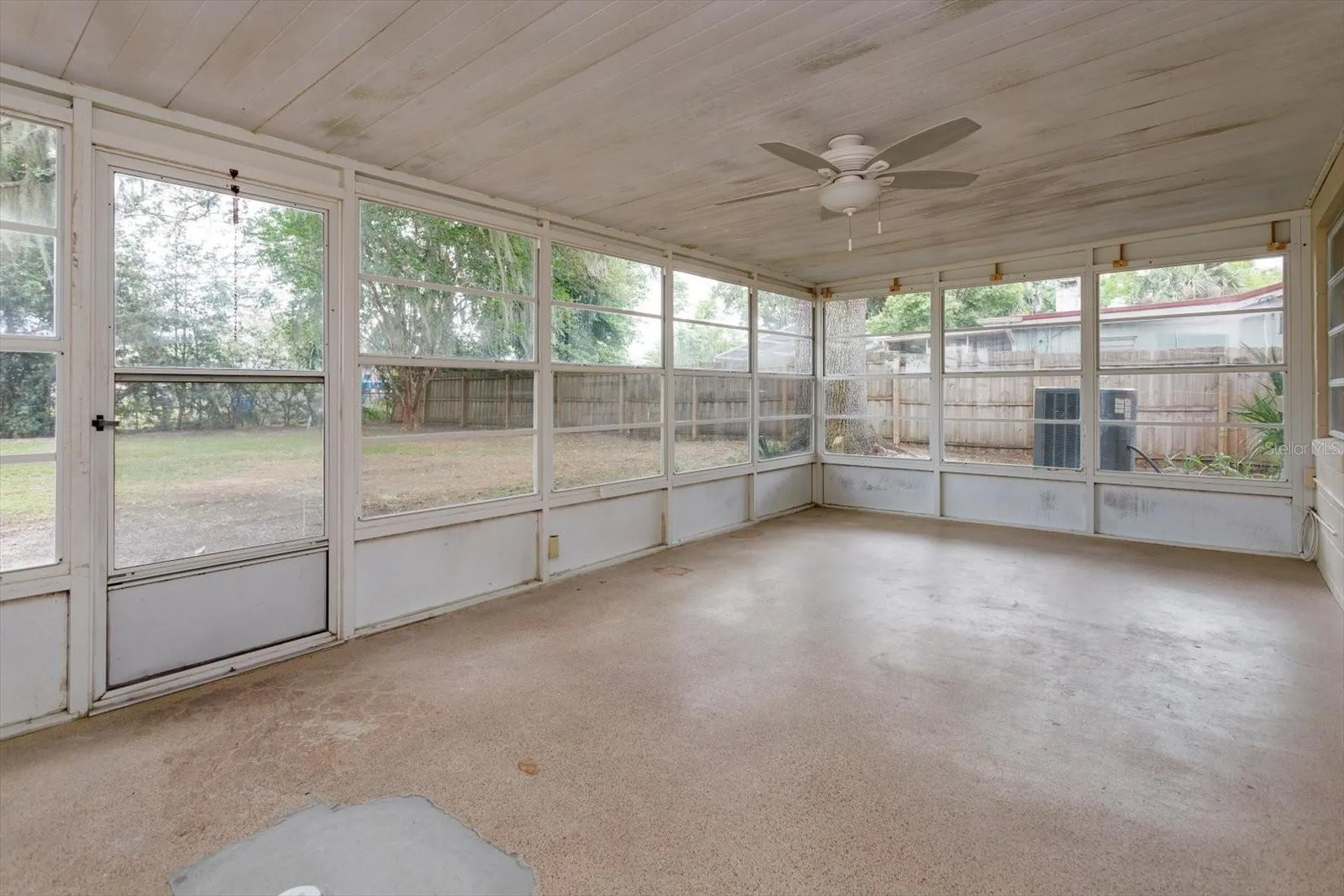 1300 Orange Avenue Tavares FL 32778