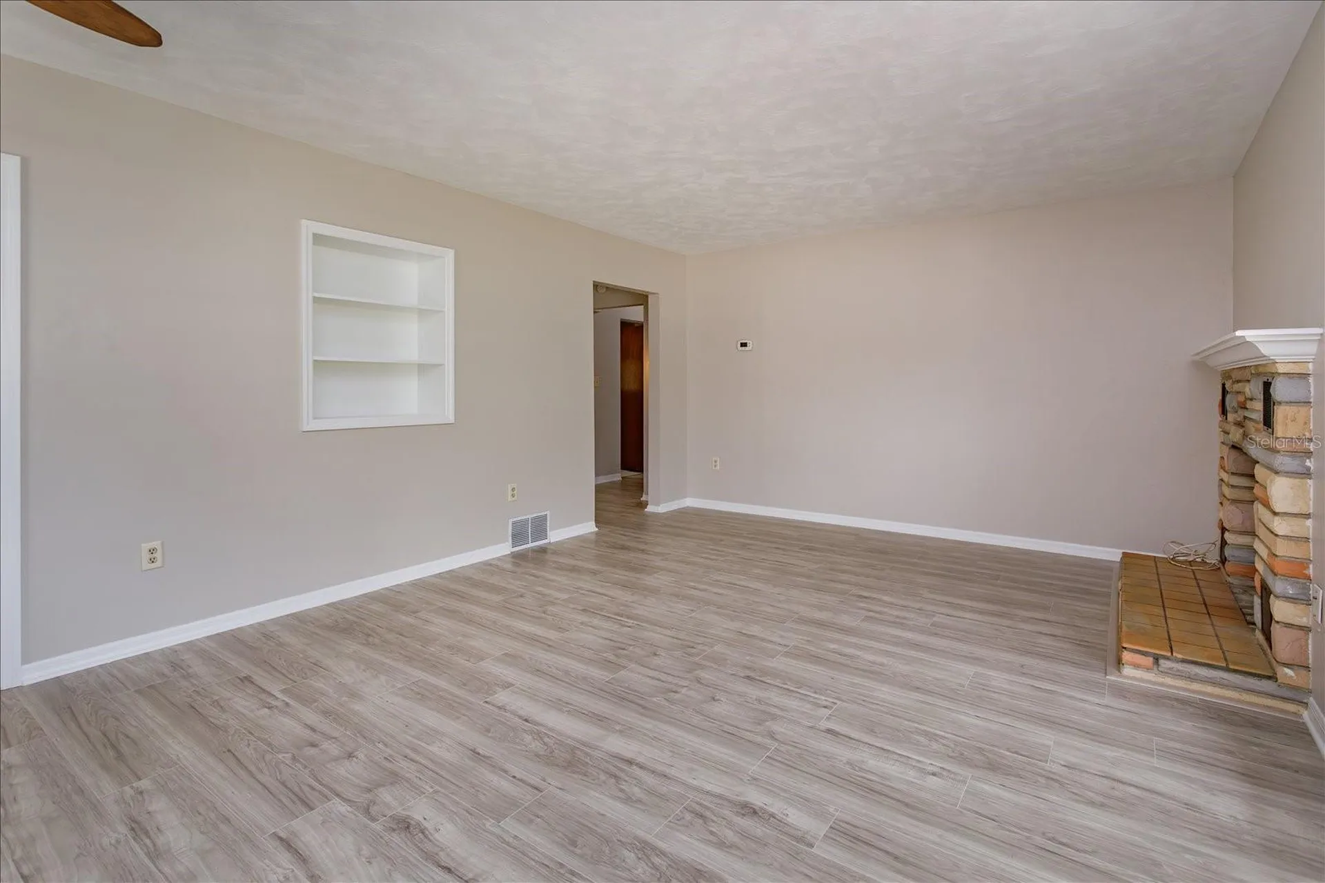 1300 Orange Avenue Tavares FL 32778