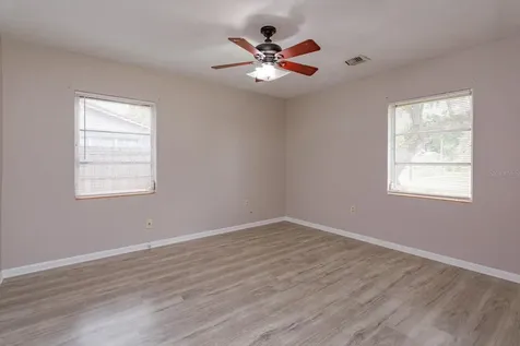 1300 Orange Avenue Tavares FL 32778