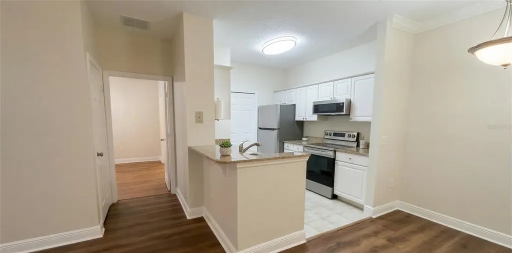 430 Southern Pecan Circle Winter Garden FL 34787