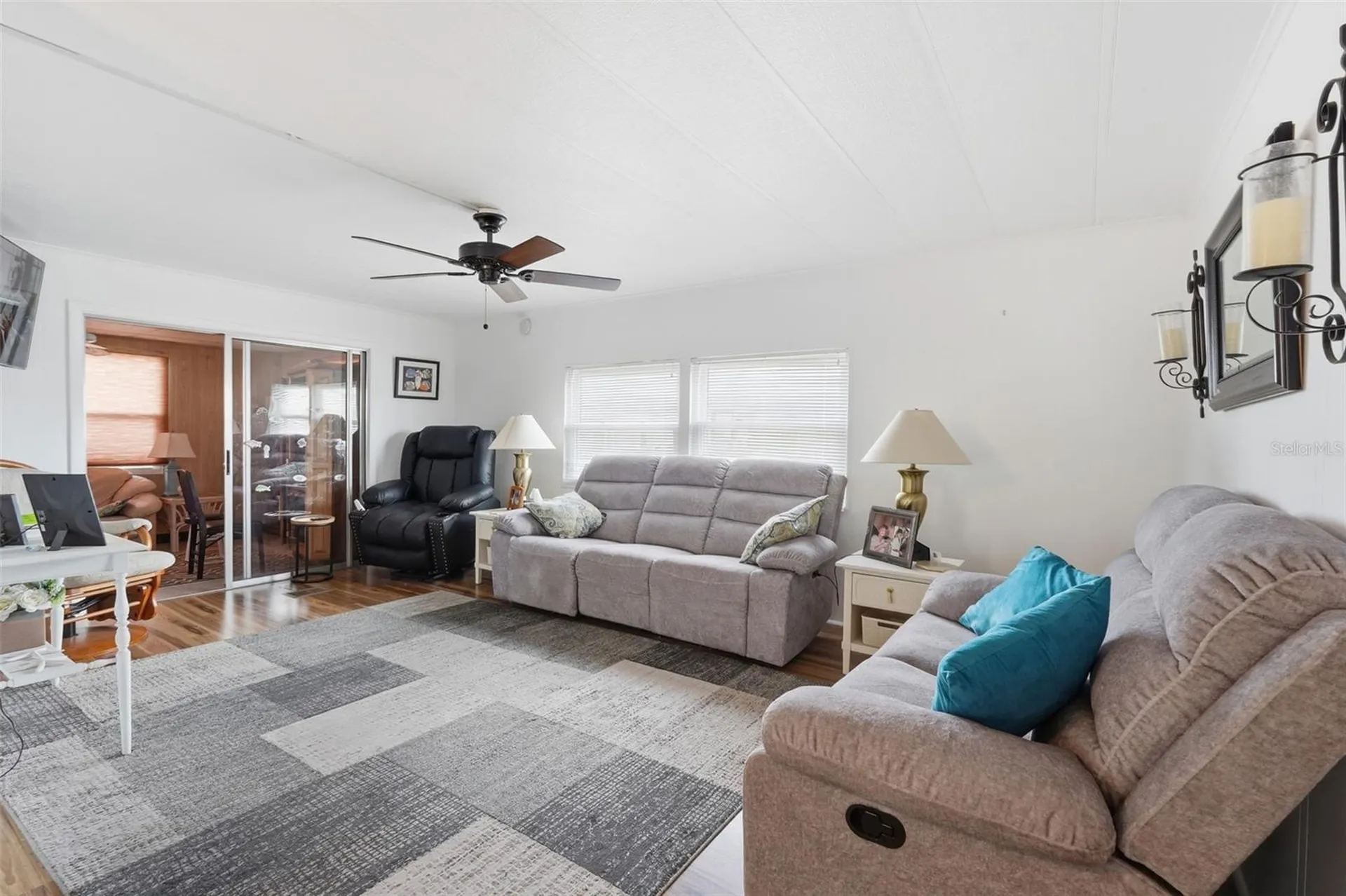 2049 Manoa Drive Holiday FL 34691