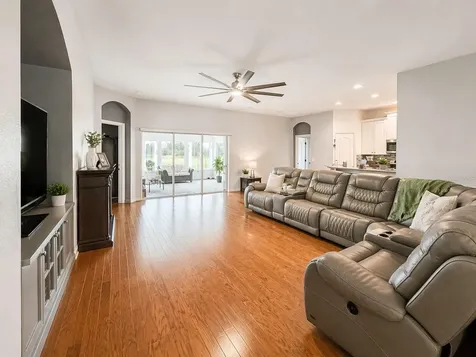 1314 Emerald Hill Way Valrico FL 33594