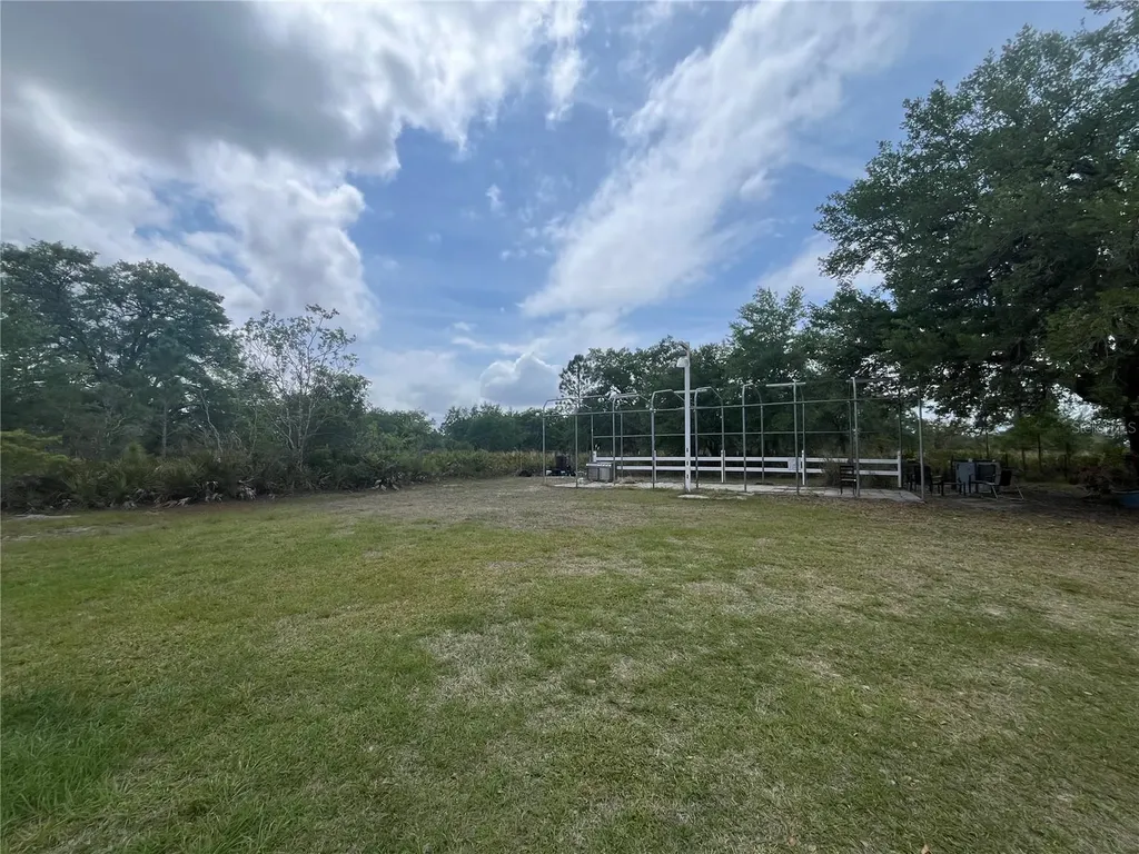 10780 State Road 60 E Lake Wales FL 33898