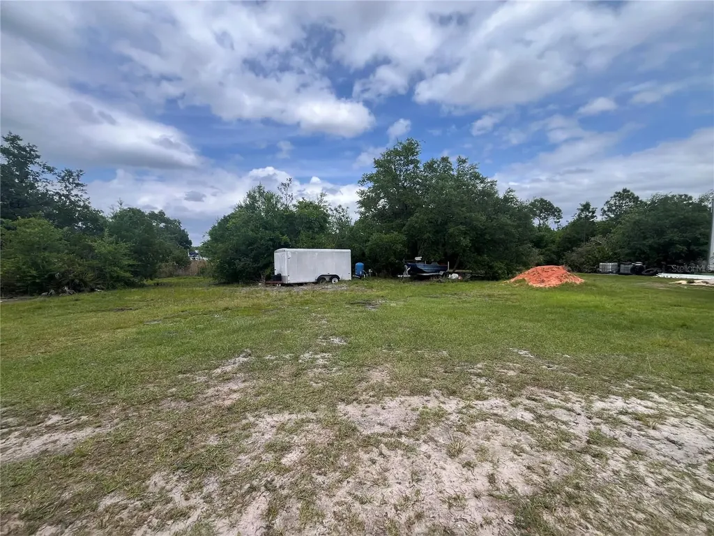 10780 State Road 60 E Lake Wales FL 33898