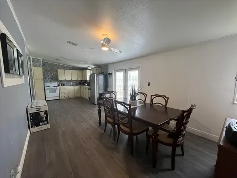 10780 State Road 60 E Lake Wales FL 33898