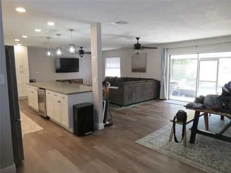 622 Palomas Avenue Ocoee FL 34761