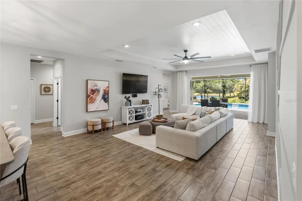 1215 Thornbury Drive Parrish FL 34219