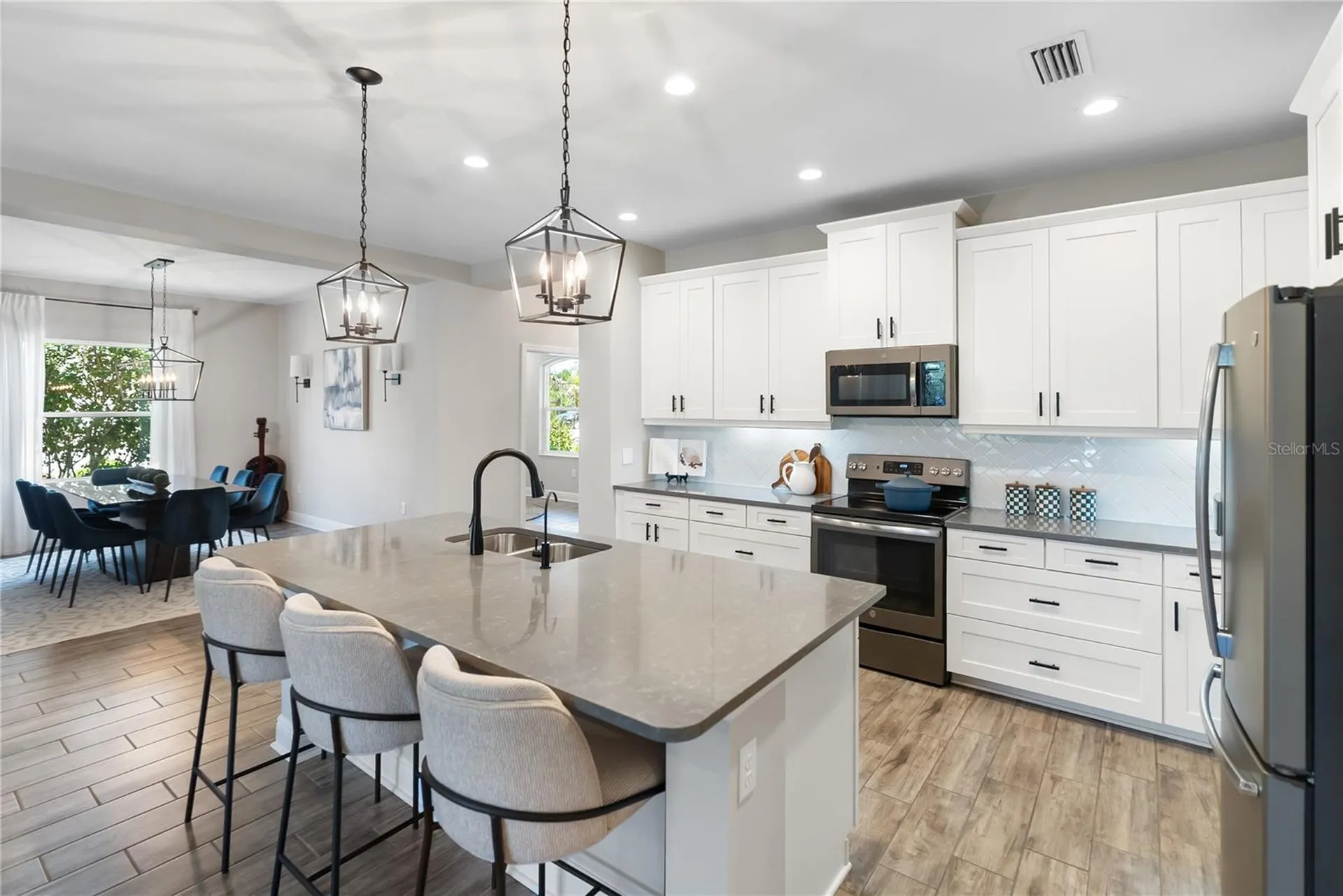 1215 Thornbury Drive Parrish FL 34219