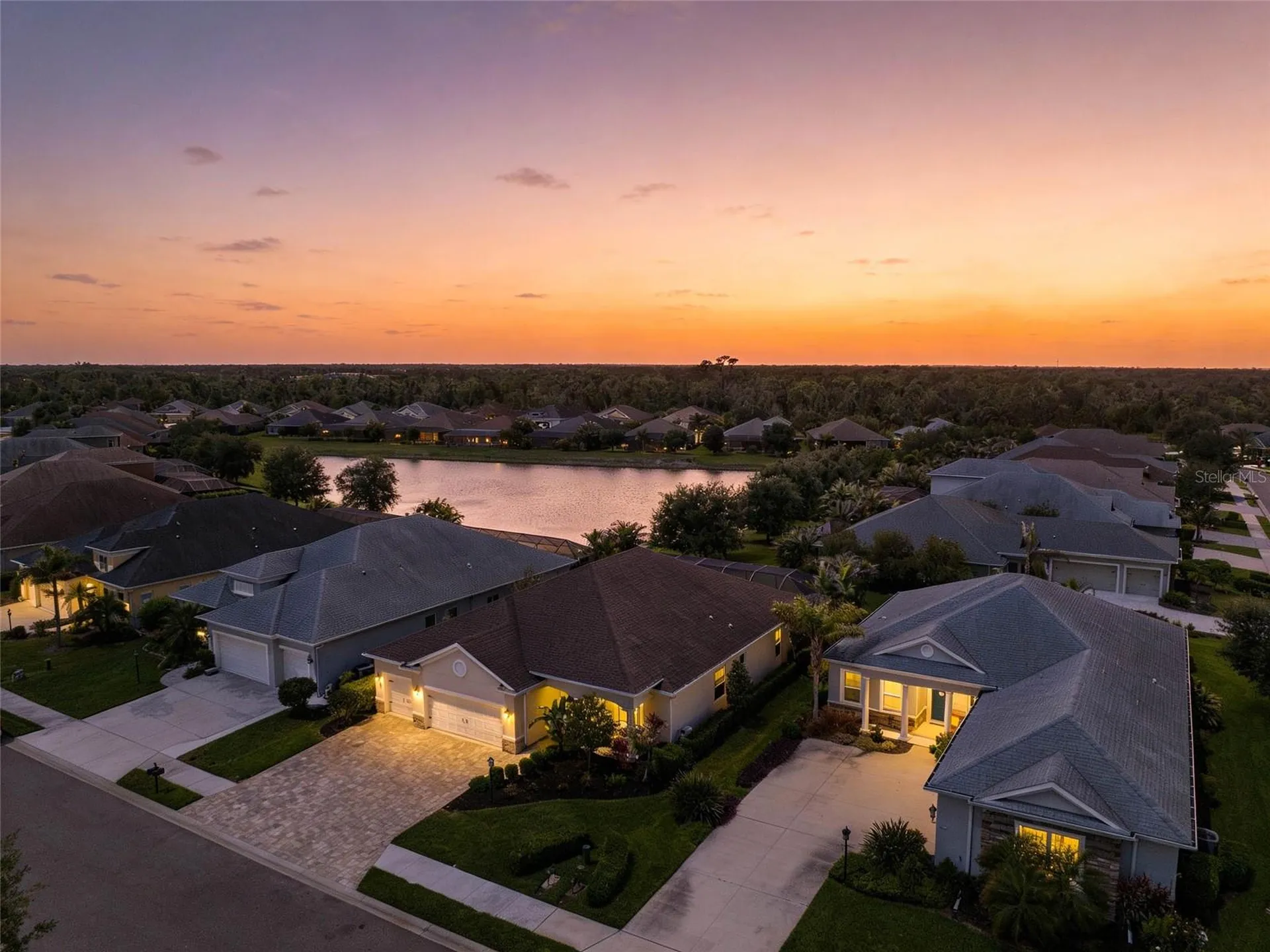 1215 Thornbury Drive Parrish FL 34219