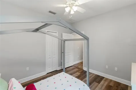 1215 Thornbury Drive Parrish FL 34219
