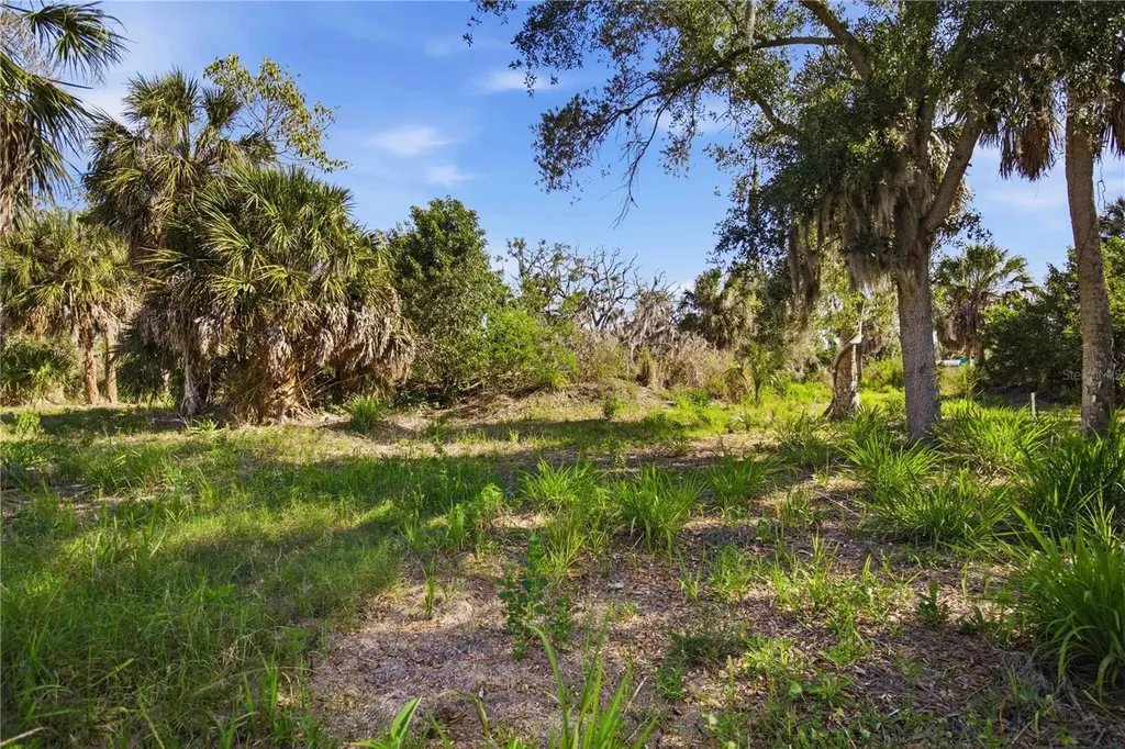 1910 Kennedy Court Terra Ceia FL 34250