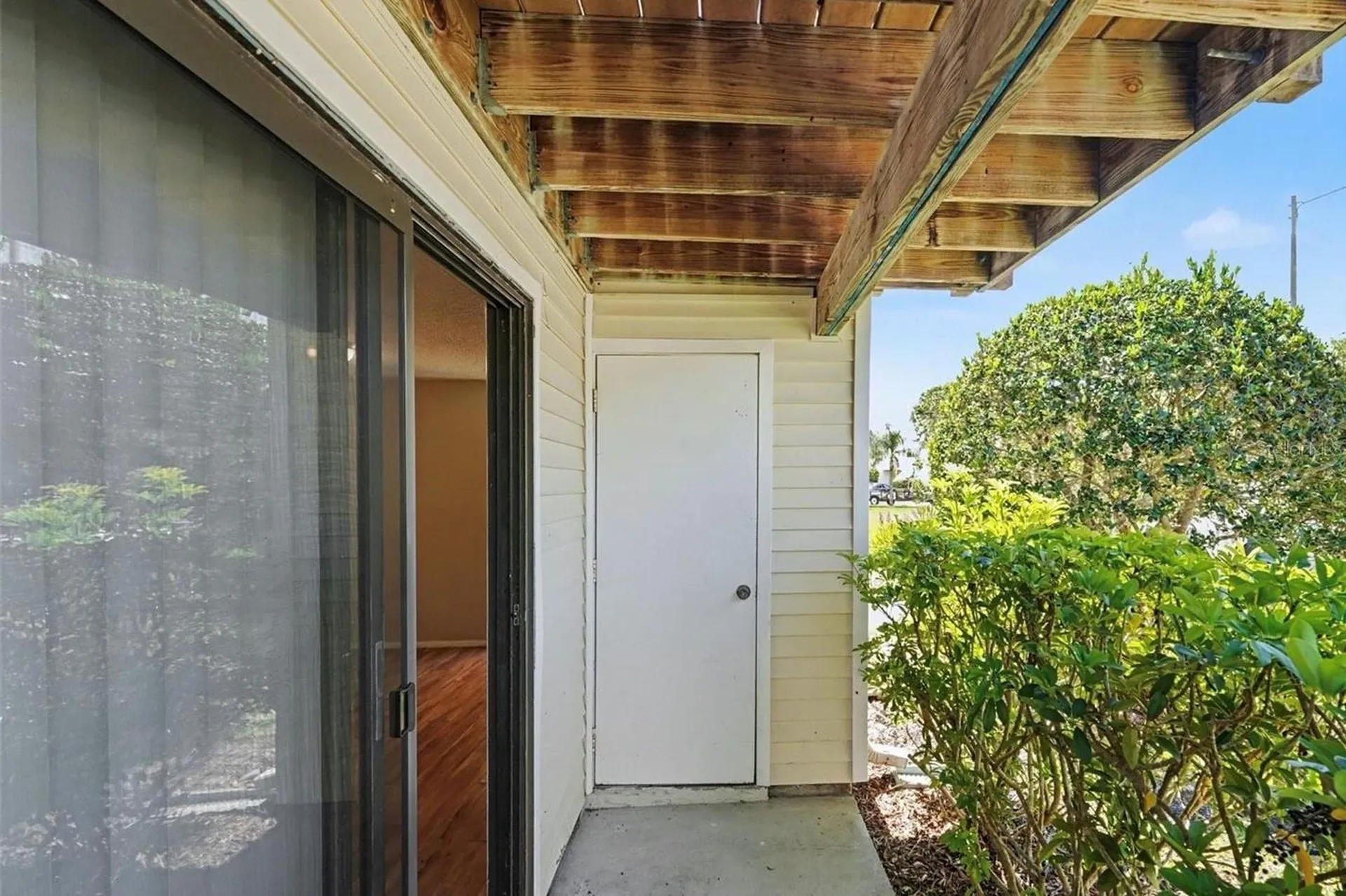 129 Camphor Circle Oldsmar FL 34677