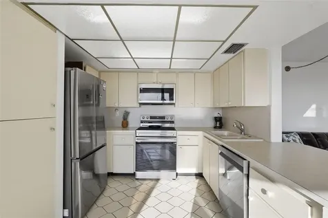 6269 Palma Del Mar Boulevard S St Petersburg FL 33715