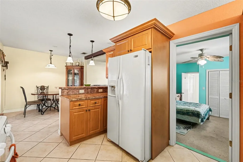 7815 N Woodlynne Avenue Tampa FL 33614