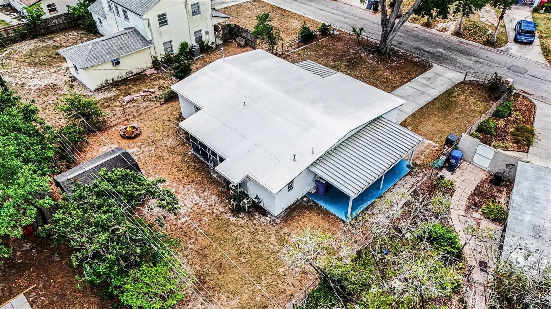 7815 N Woodlynne Avenue Tampa FL 33614