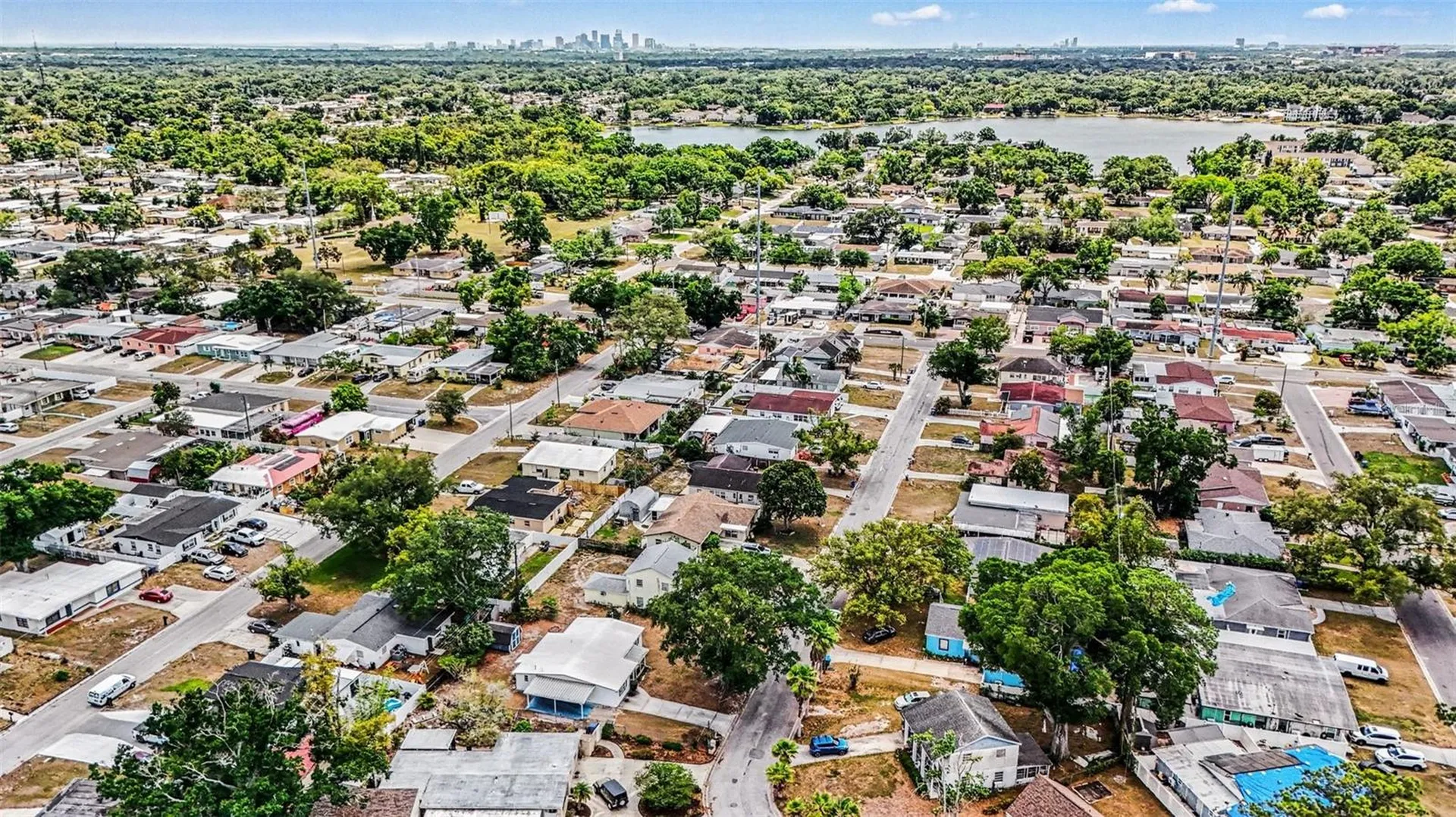 7815 N Woodlynne Avenue Tampa FL 33614