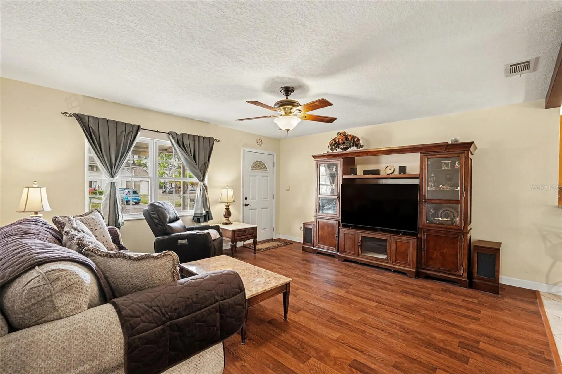 7815 N Woodlynne Avenue Tampa FL 33614