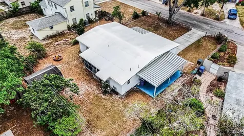 7815 N Woodlynne Avenue Tampa FL 33614