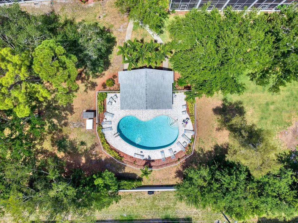 9472 Tara Cay Court Seminole FL 33776