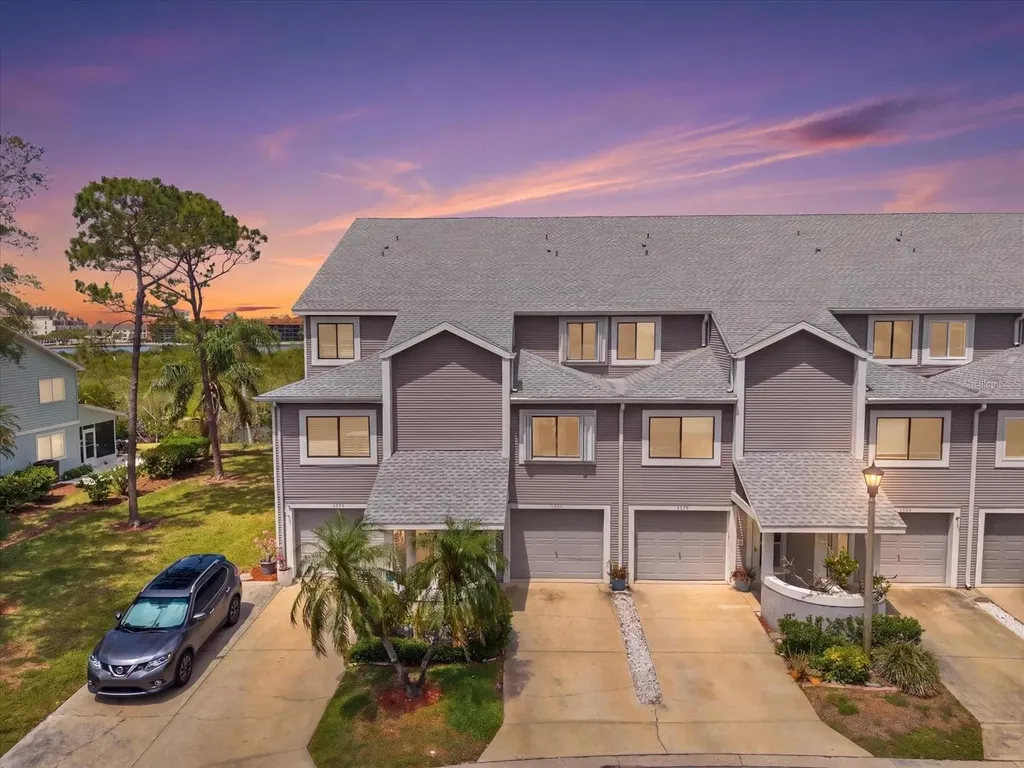 9472 Tara Cay Court Seminole FL 33776